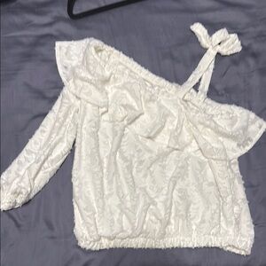 Elegant White Off-Shoulder Women's Top